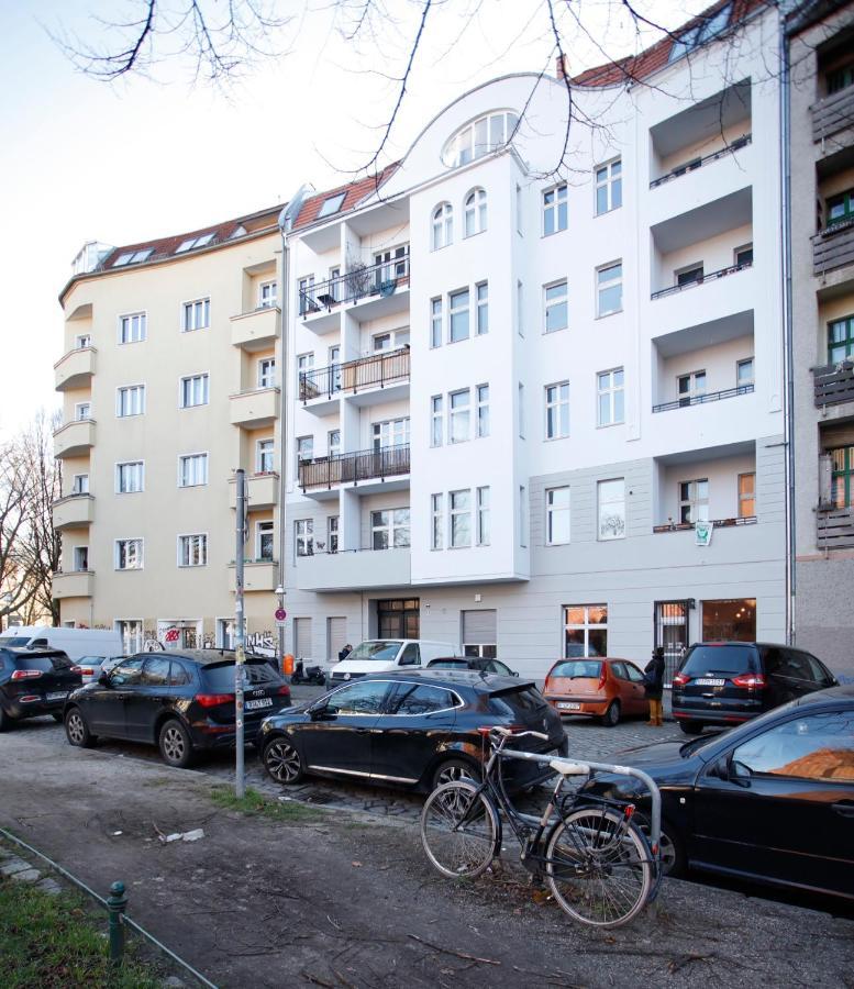 Schillinger-Berlin Am Tempelhofer Feld Aparthotel Exterior foto